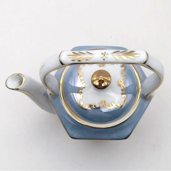 Vintage Porcelain Floral Teapot For One Lusterware With Lid Gold Trim China - Picture 2 of 9